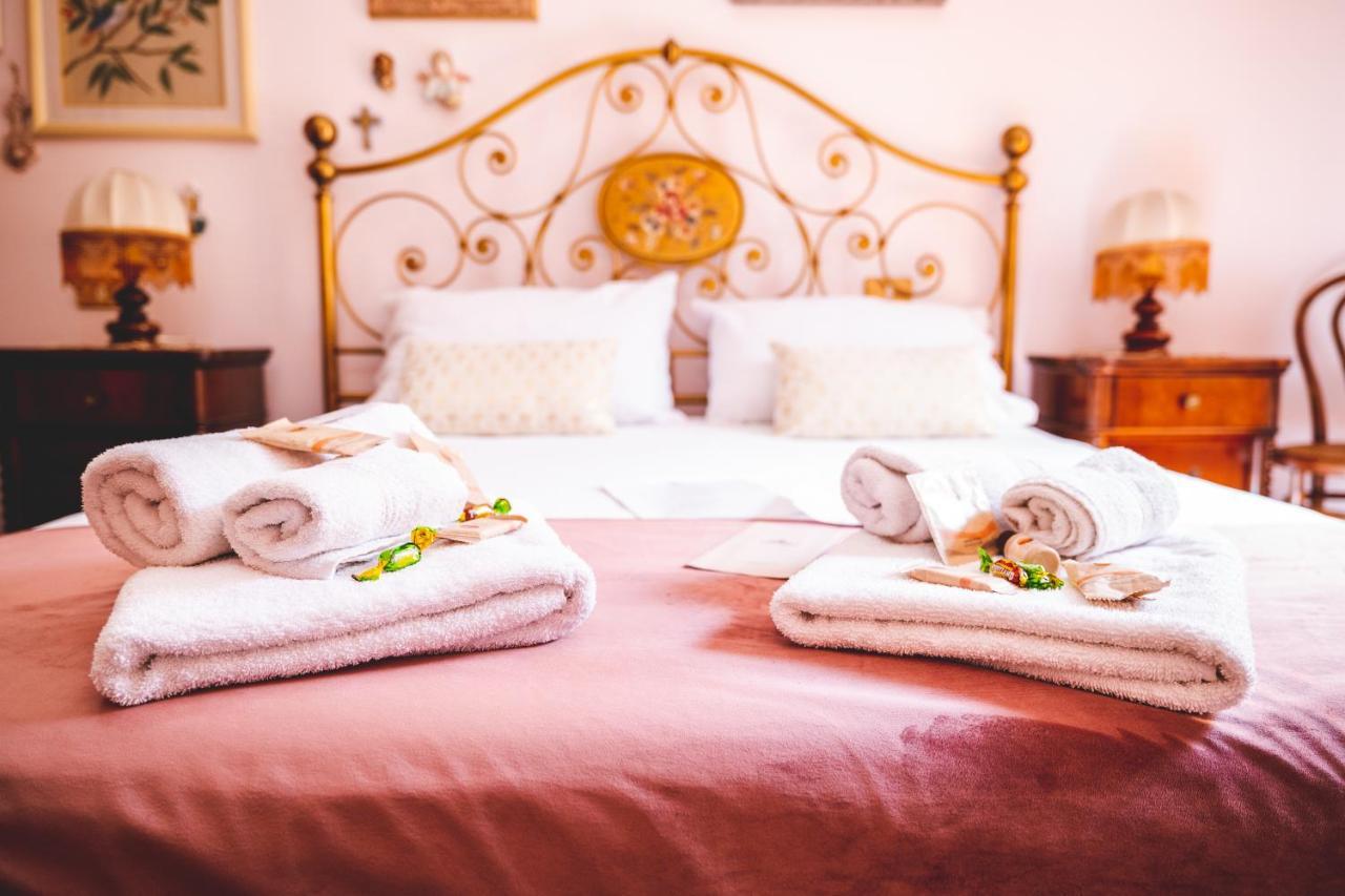 Casa Tonina Bed & Breakfast Carloforte  Eksteriør bilde
